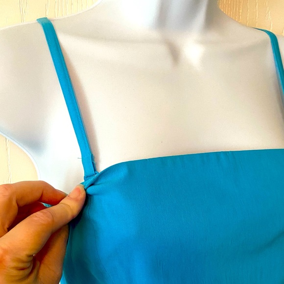 Convertible mini-dress: day to night - Picture 2 of 4